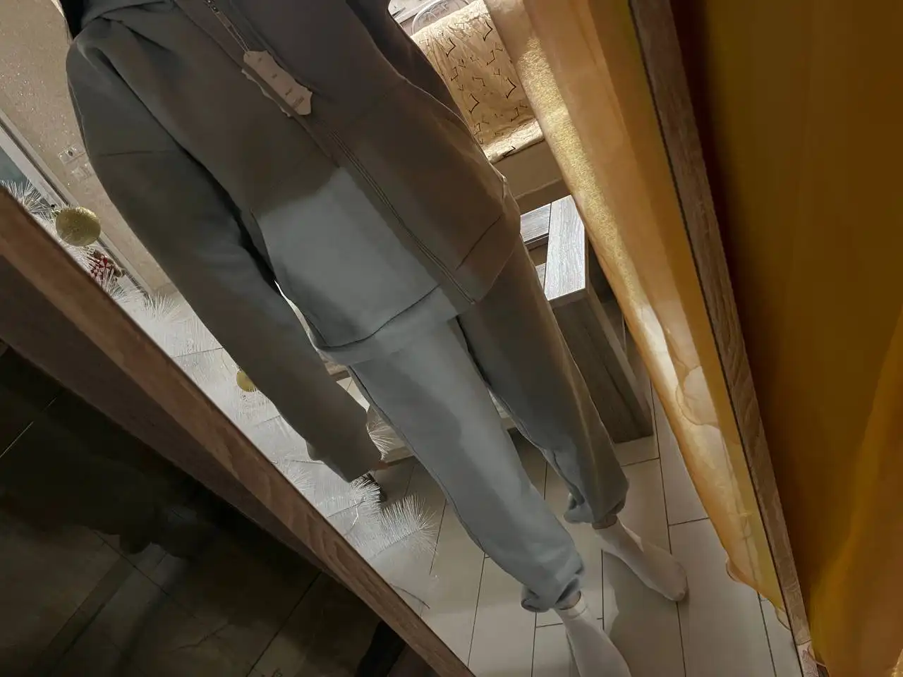 Продам новый женский спортивный костюм