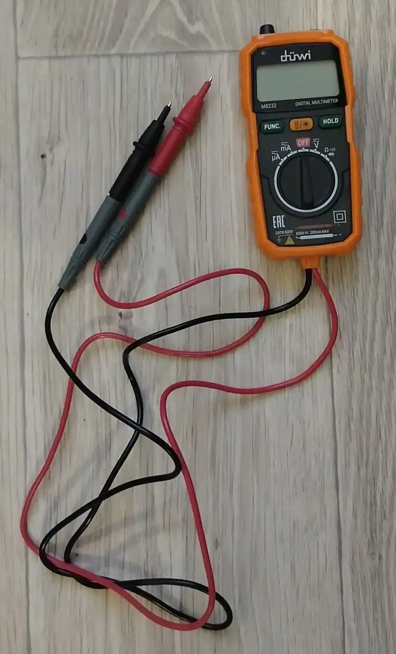 Продам мультиметр цифровой M8232 PROFI duwi