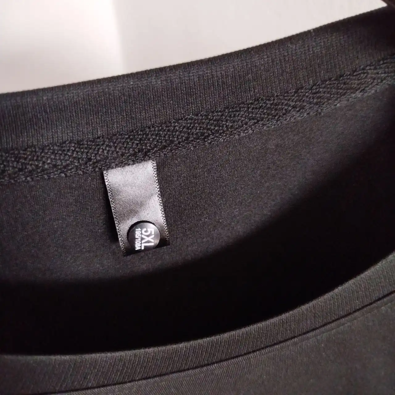 Футболка новая, размер 5XL, в упаковке