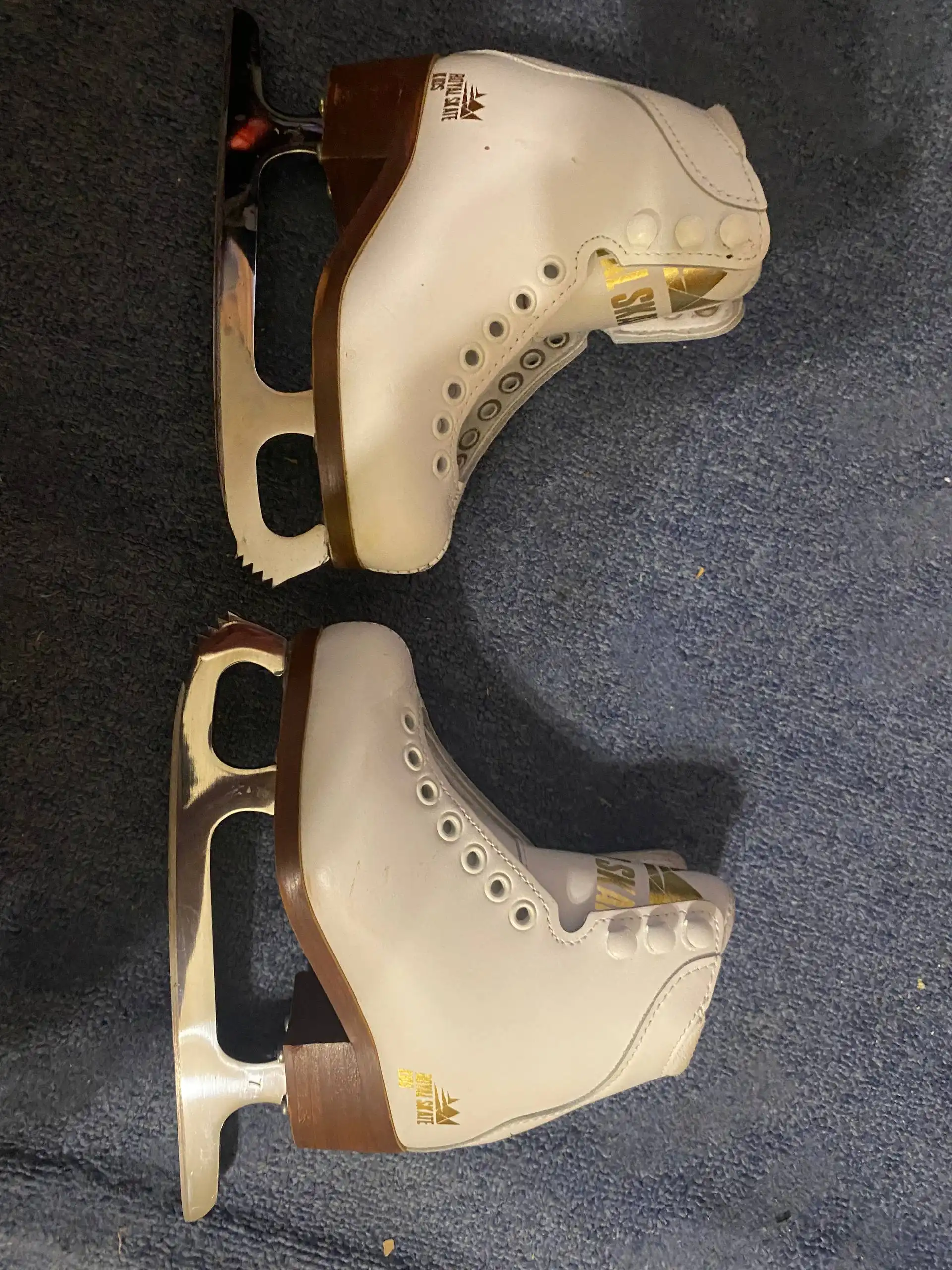 Фигурные коньки Royal Skate размер 28 - Спортивный инвентарь (Барахолка) в Иваново