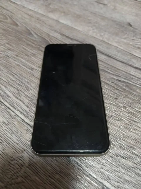 Продажа iPhone 11 128 ГБ - Электроника в Иваново