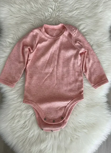 Продам боди и штанишки от 68 до 92 размера - Женская одежда в Иваново