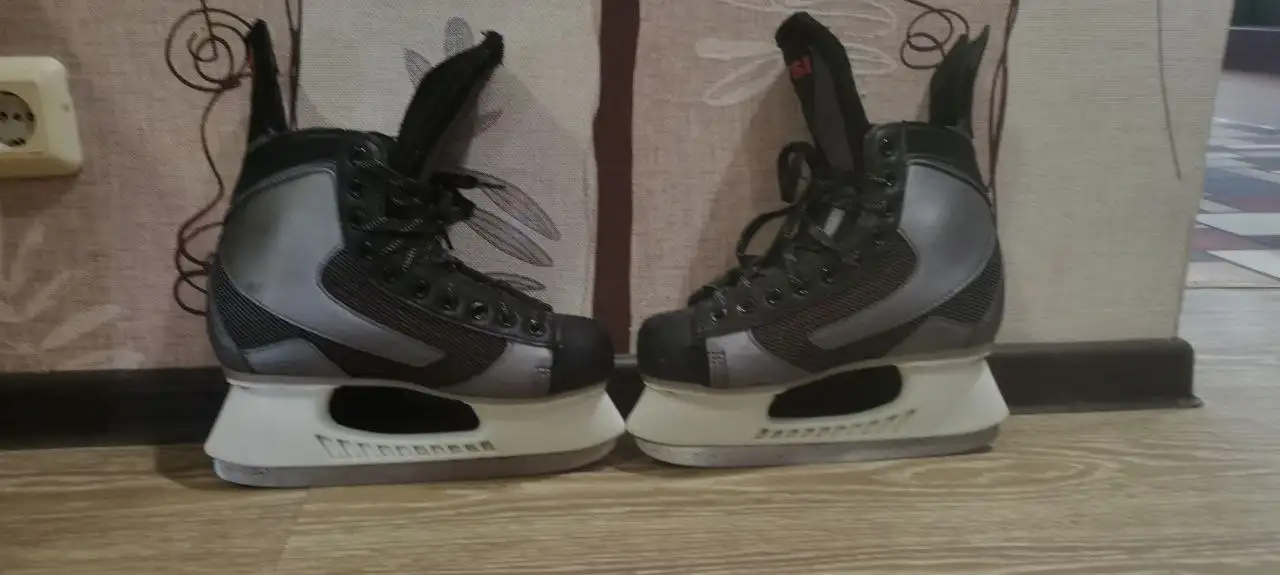 Коньки 39 размера - Хобби и отдых в Иваново