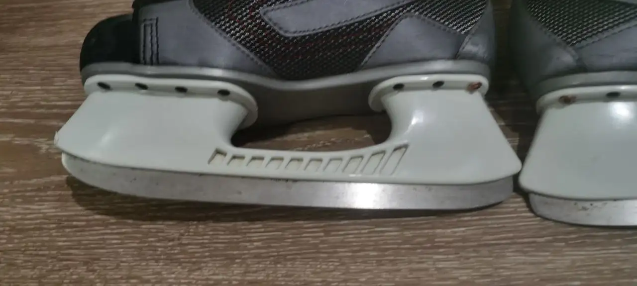 Коньки 39 размера - Хобби и отдых в Иваново