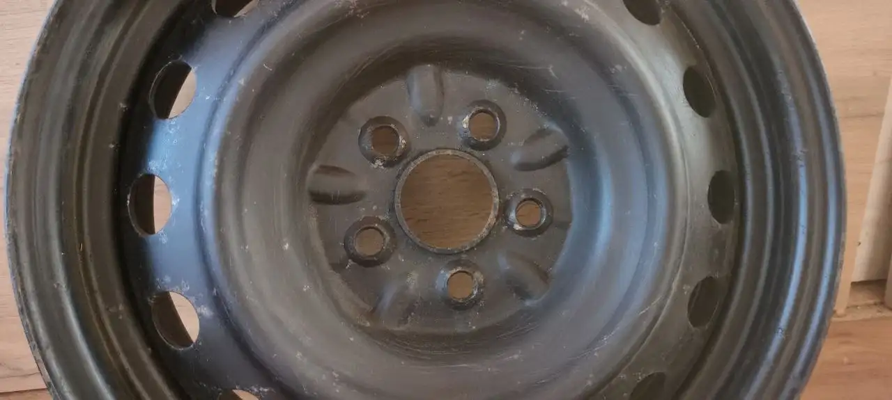 Штампованные диски на Toyota Avensis - Запчасти (Авто) в Иваново