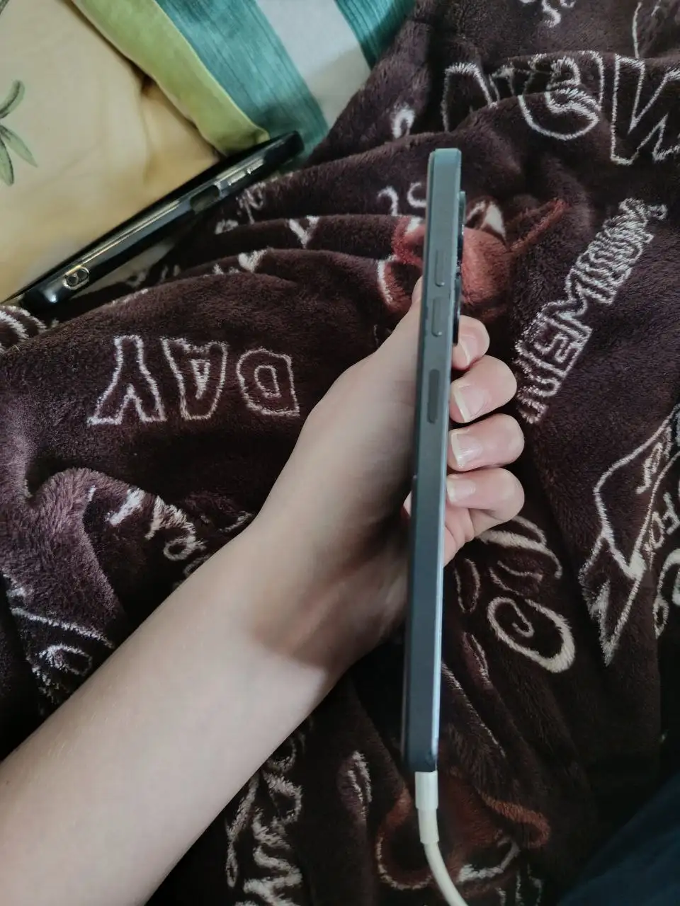 Продам телефон Tecno Spark Go 2024 - Телефоны (Электроника) в Иваново