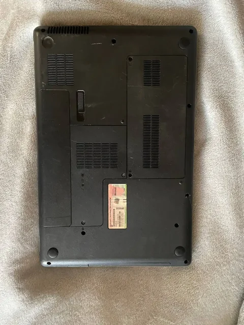 Ноутбук с неисправным монитором - Компьютеры и комплектующие в Иваново