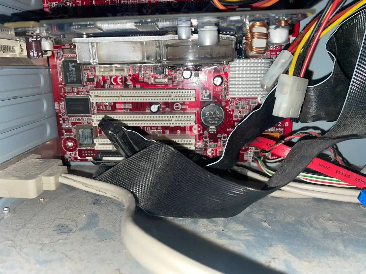 Ноутбук с неисправным монитором - Ноутбуки (Электроника) в Иваново