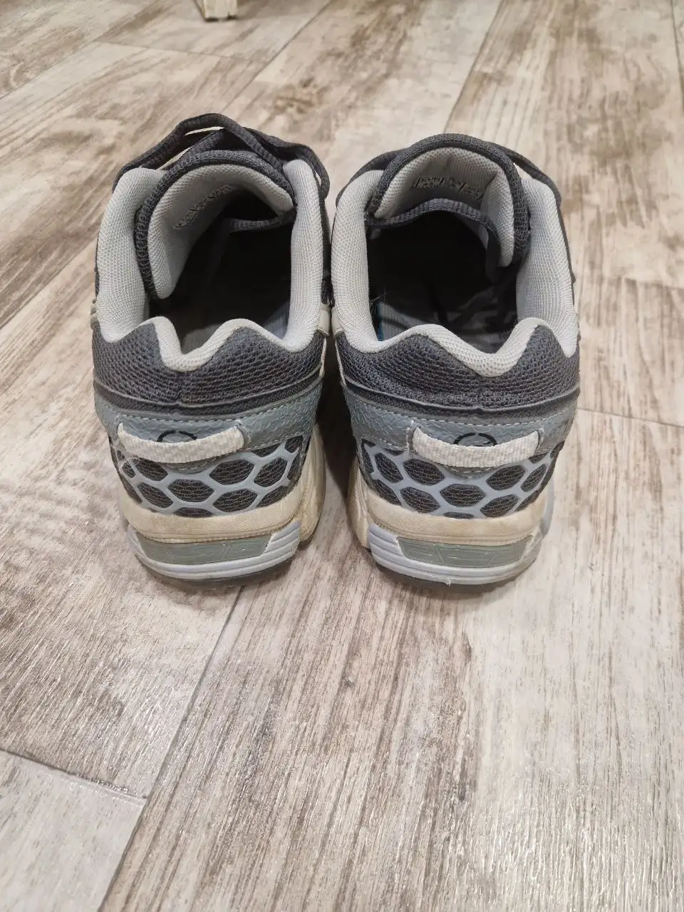 Продажа кроссовок Asics и Nike - Обувь (Одежда) в Иваново