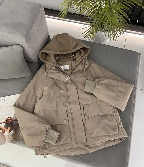 Весенние куртки новые черная 44 коричневая 42 - Корректирующая одежда в Иваново