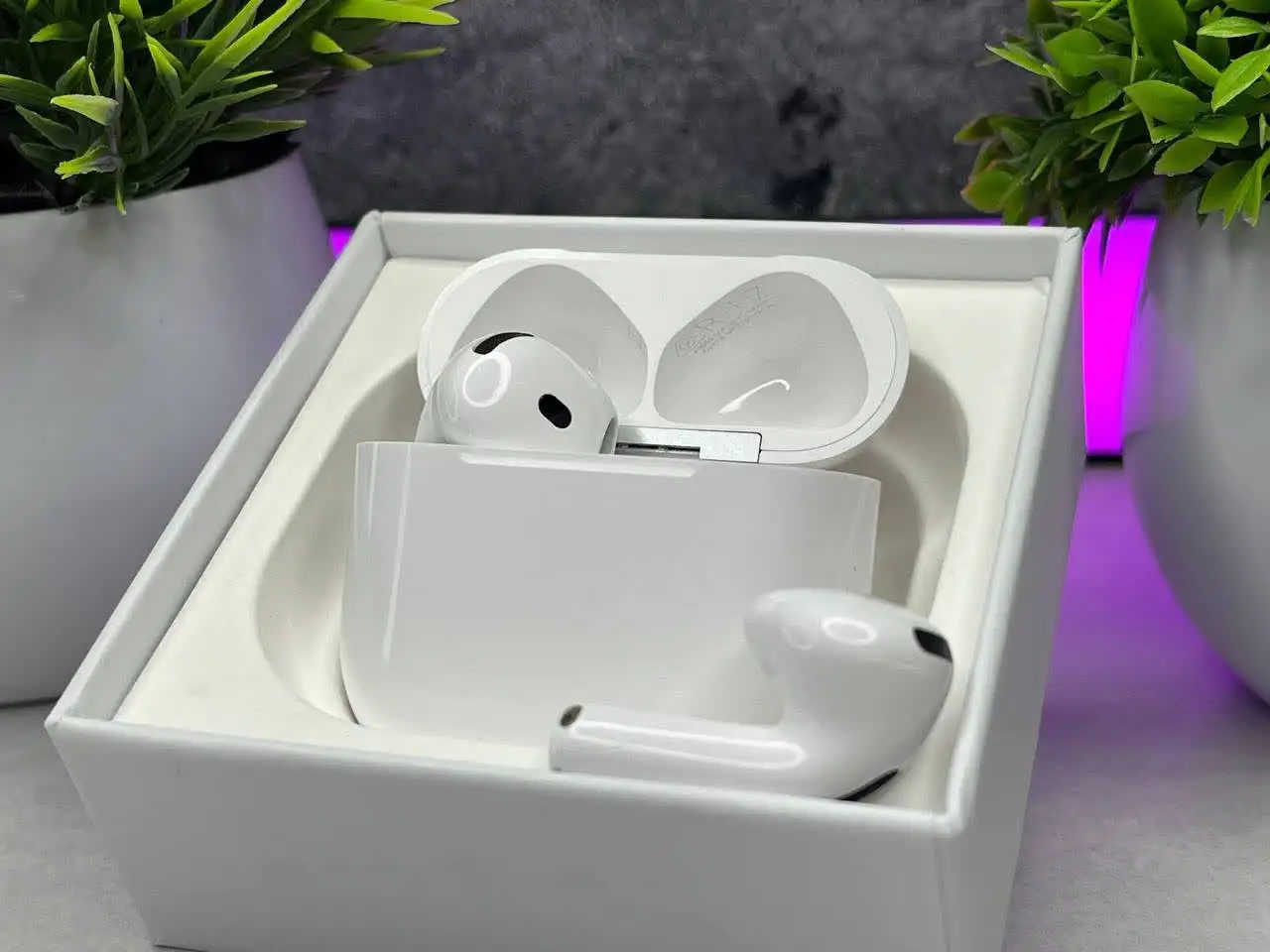 Airpods 4 (Новые) с гарантией и подарком - Наушники (Электроника) в Иваново