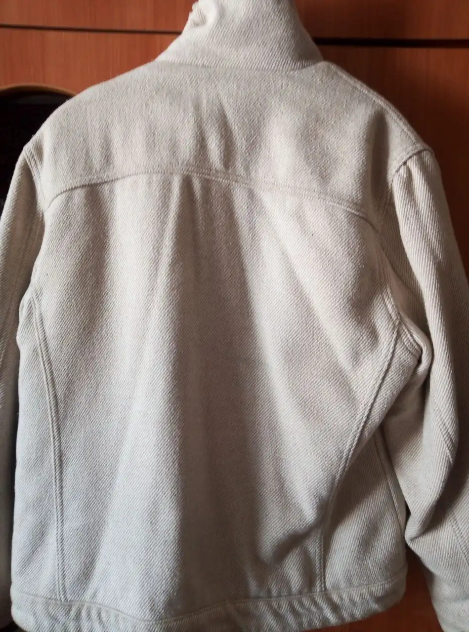 Мужская демисезонная куртка размер 48-50 - Верхняя одежда (Одежда) в Иваново