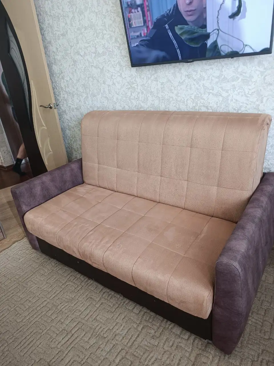 Диван Лотос-Аккардион в хорошем состоянии - Мягкая мебель (Для дома и дачи) в Иваново