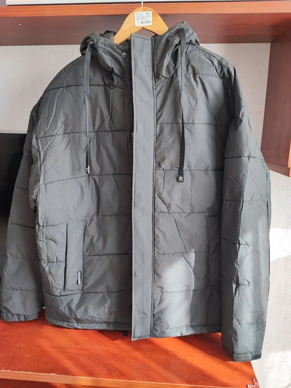 Распродажа новых вещей: куртка, кроссовки, костюмы, носки - Одежда в Иваново