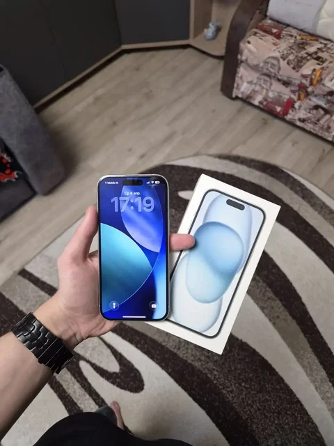 Продам iPhone 15 - Компьютеры в Иваново