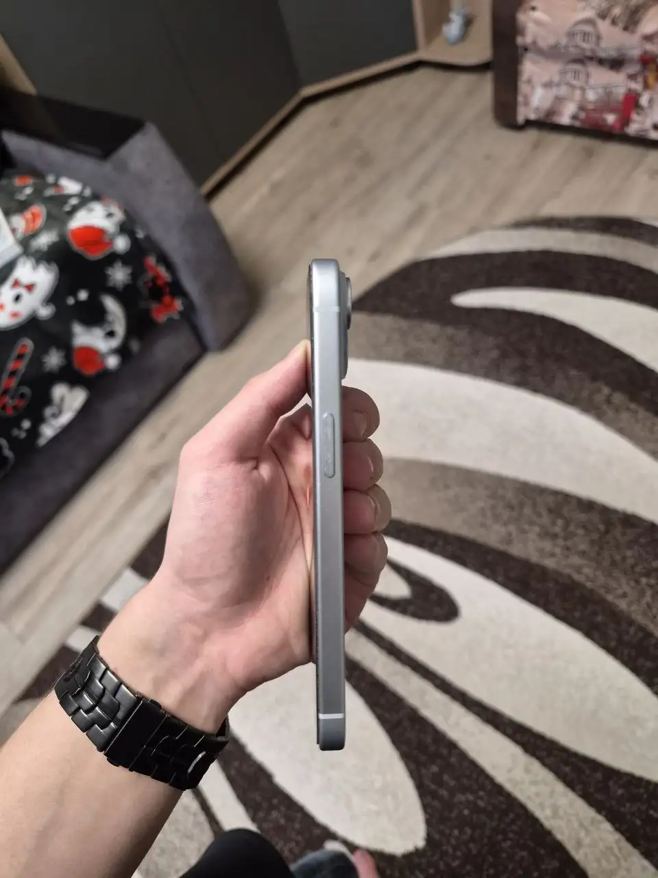 Продам iPhone 15 - Смартфоны (Электроника) в Иваново