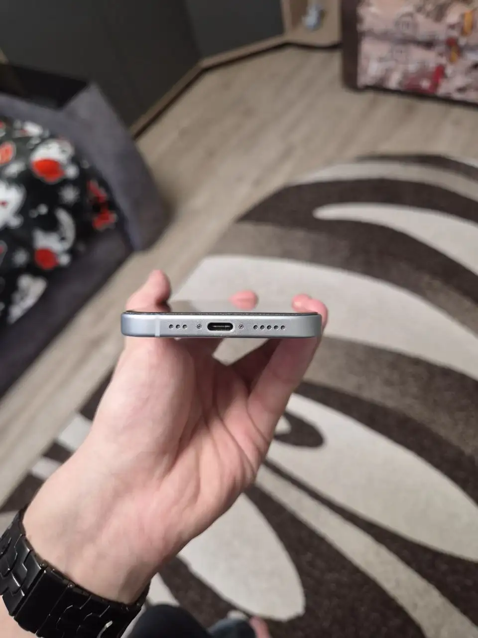 Продам iPhone 15 - Смартфоны (Электроника) в Иваново