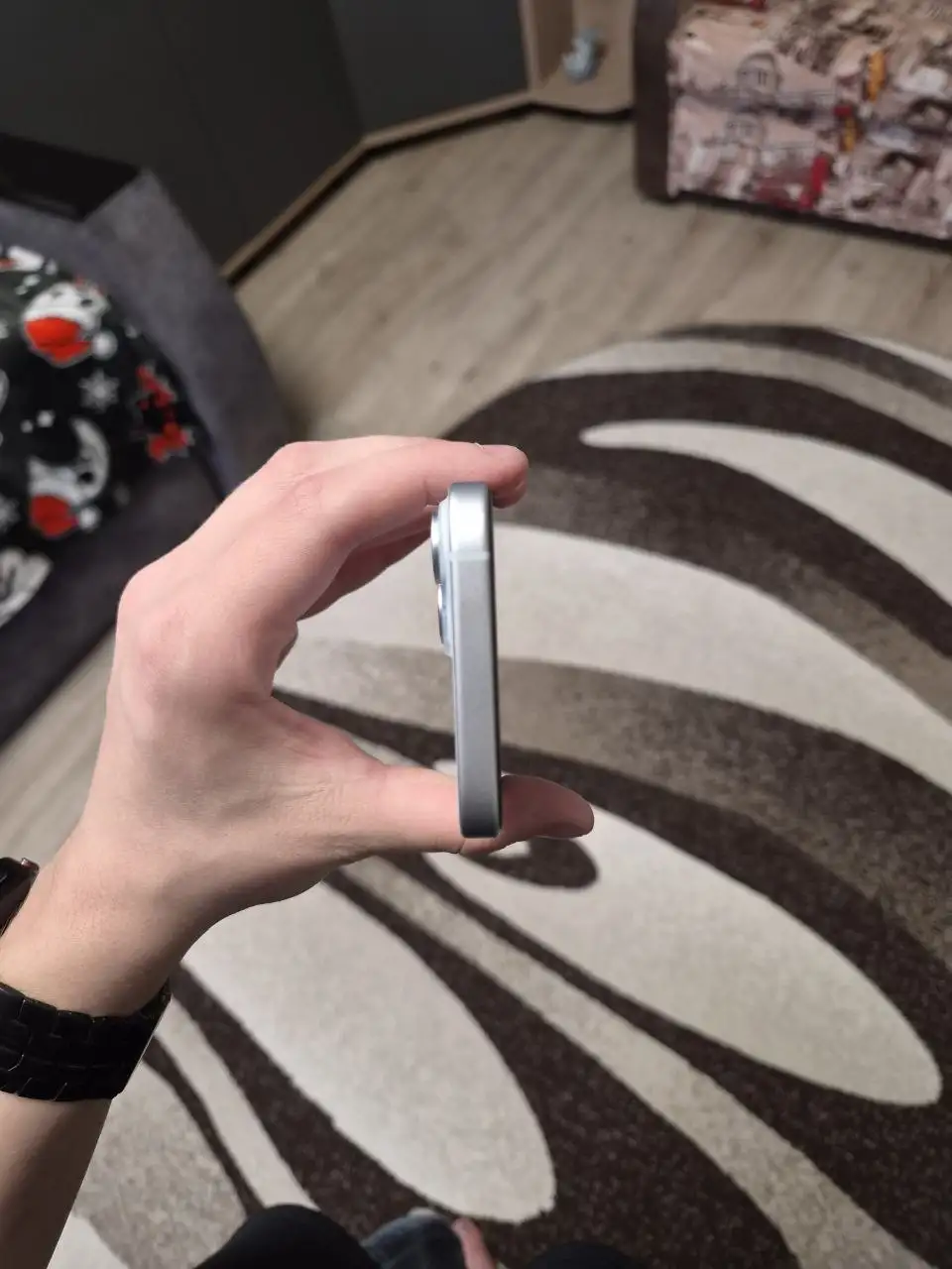 Продам iPhone 15 - Смартфоны (Электроника) в Иваново