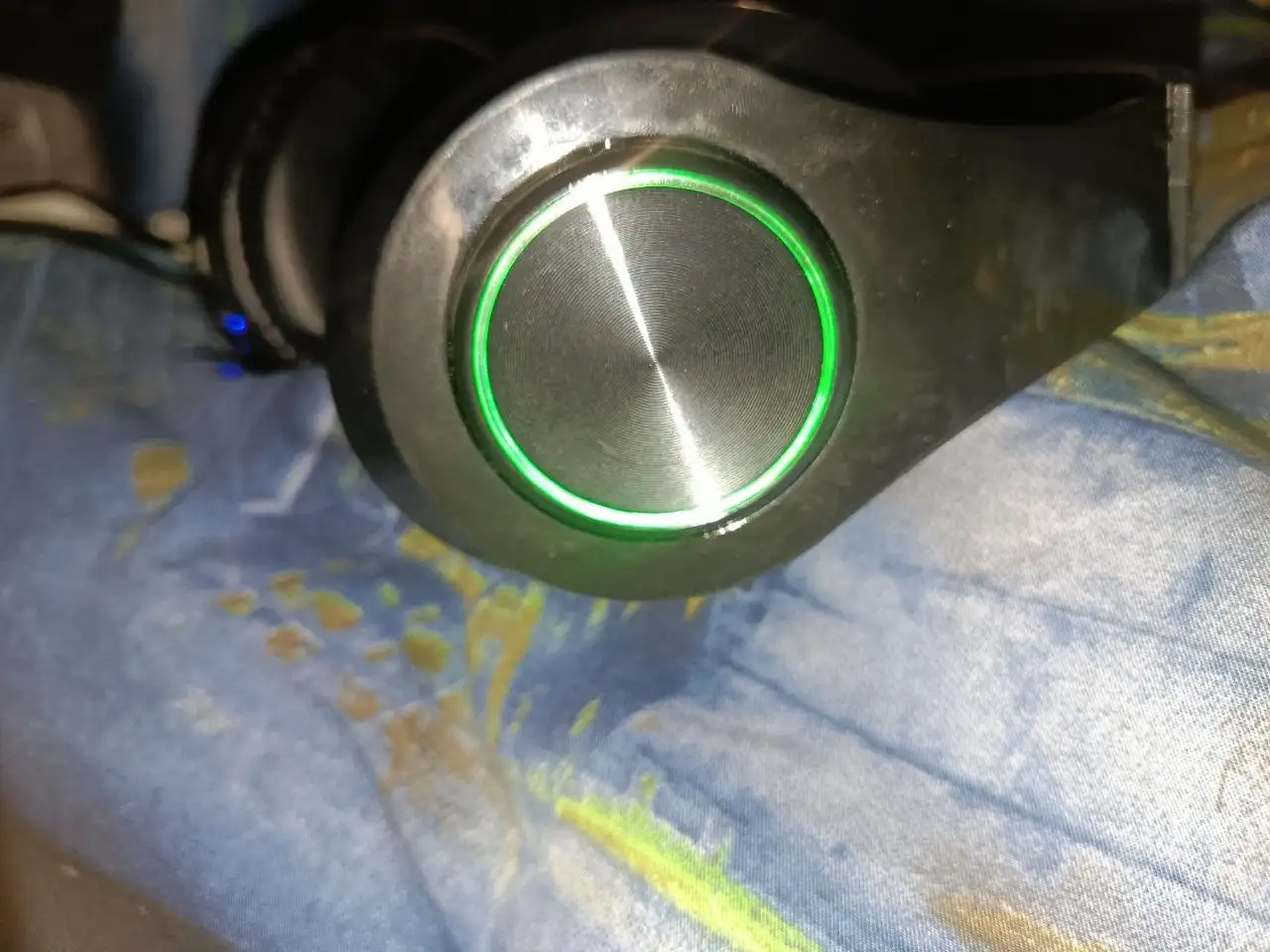 Продам беспроводные наушники с шумоподавлением - Аудиотехника (Электроника) в Иваново