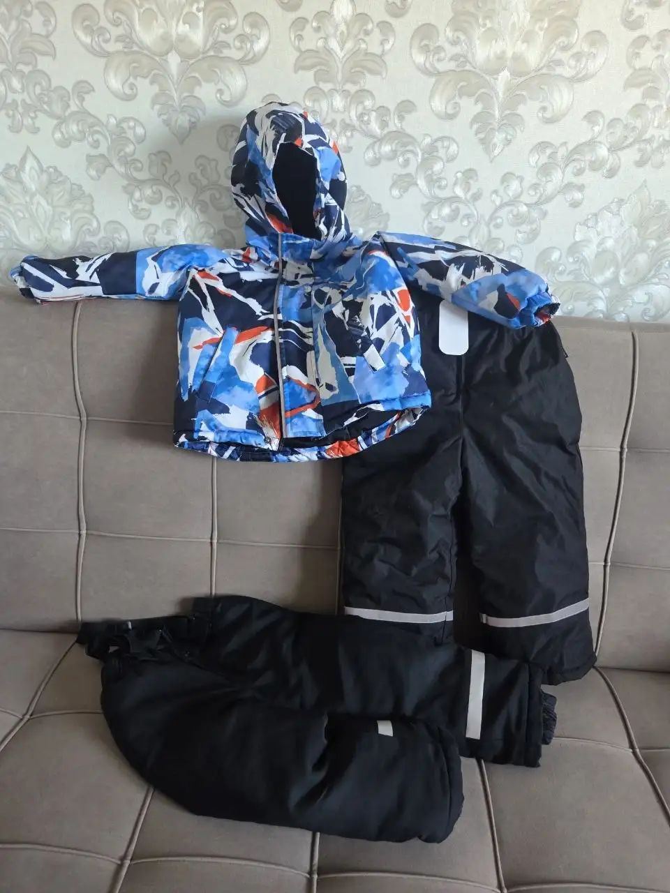 Детская верхняя одежда и купальный костюм - Барахолка в Иваново