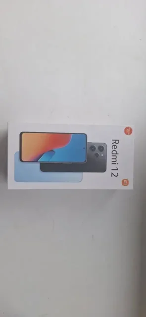 Продам Xiaomi Redmi 12 4/128 ГБ в идеальном состоянии - Телефоны в Иваново