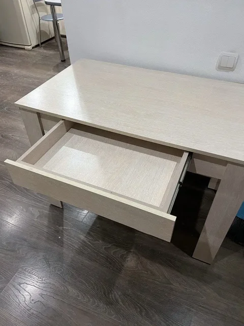 Стол б/у в хорошем состоянии - Мебель в Иваново