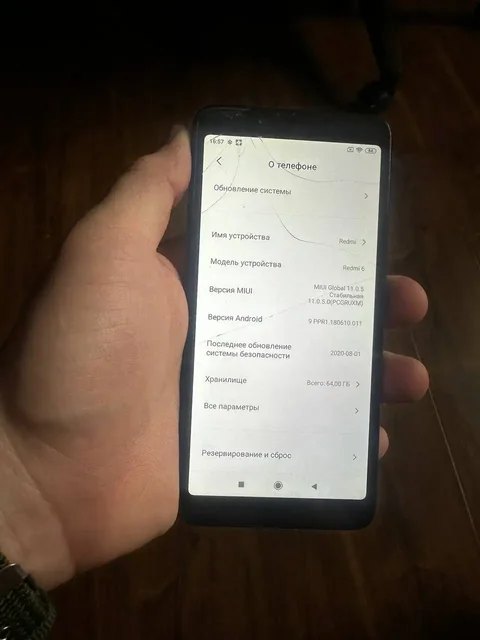 Xiaomi Redmi 6 и Redmi 10c битые - Часы в Иваново