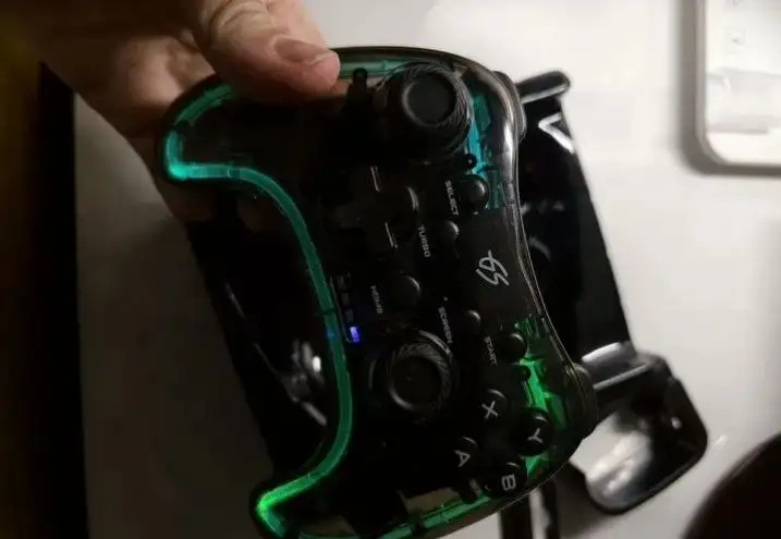 Продам геймпад Dexp-G15 - Игры и приставки (Электроника) в Иваново