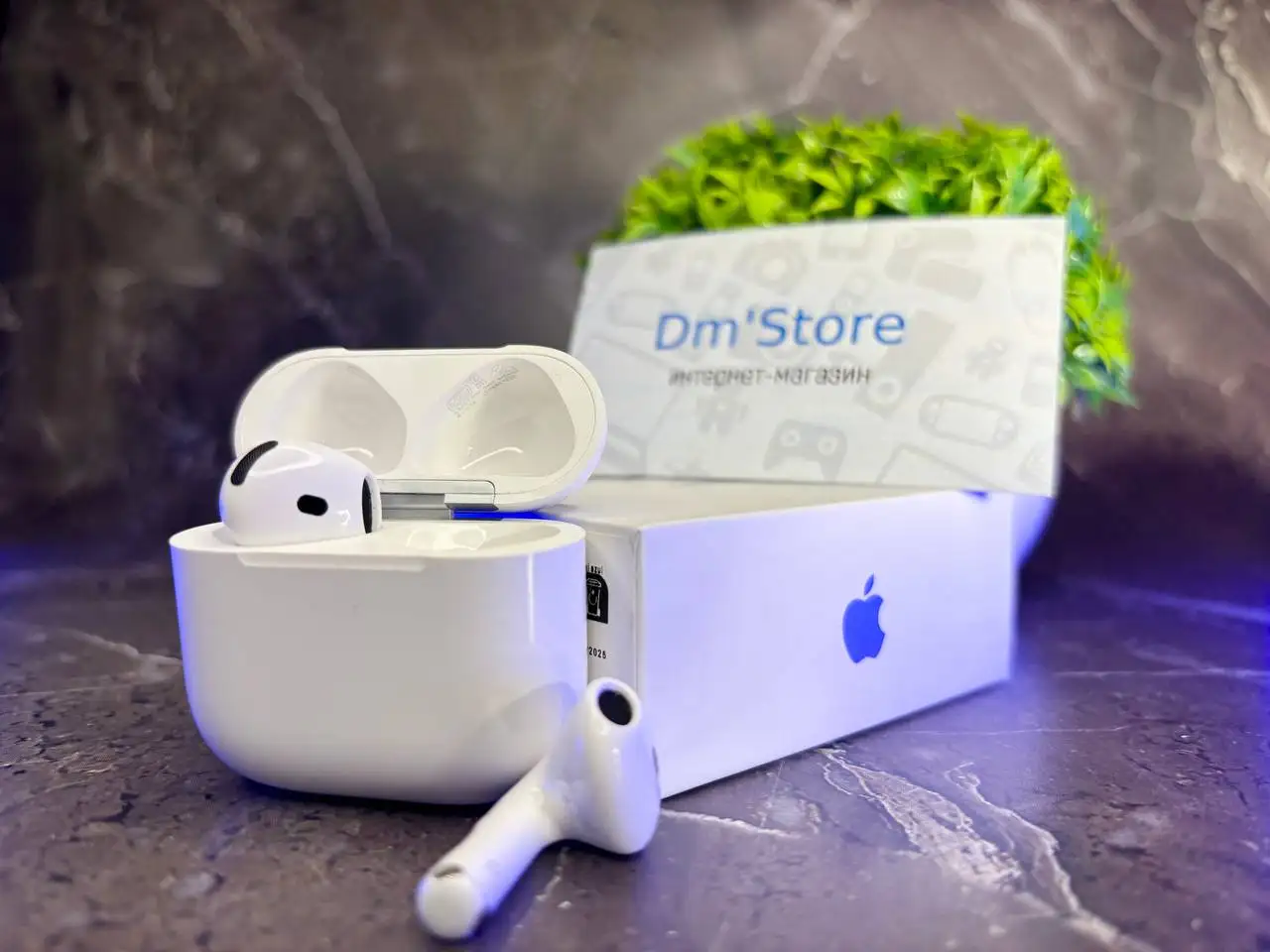 Airpods 4 копия с чехлом в подарок - Электроника в Иваново