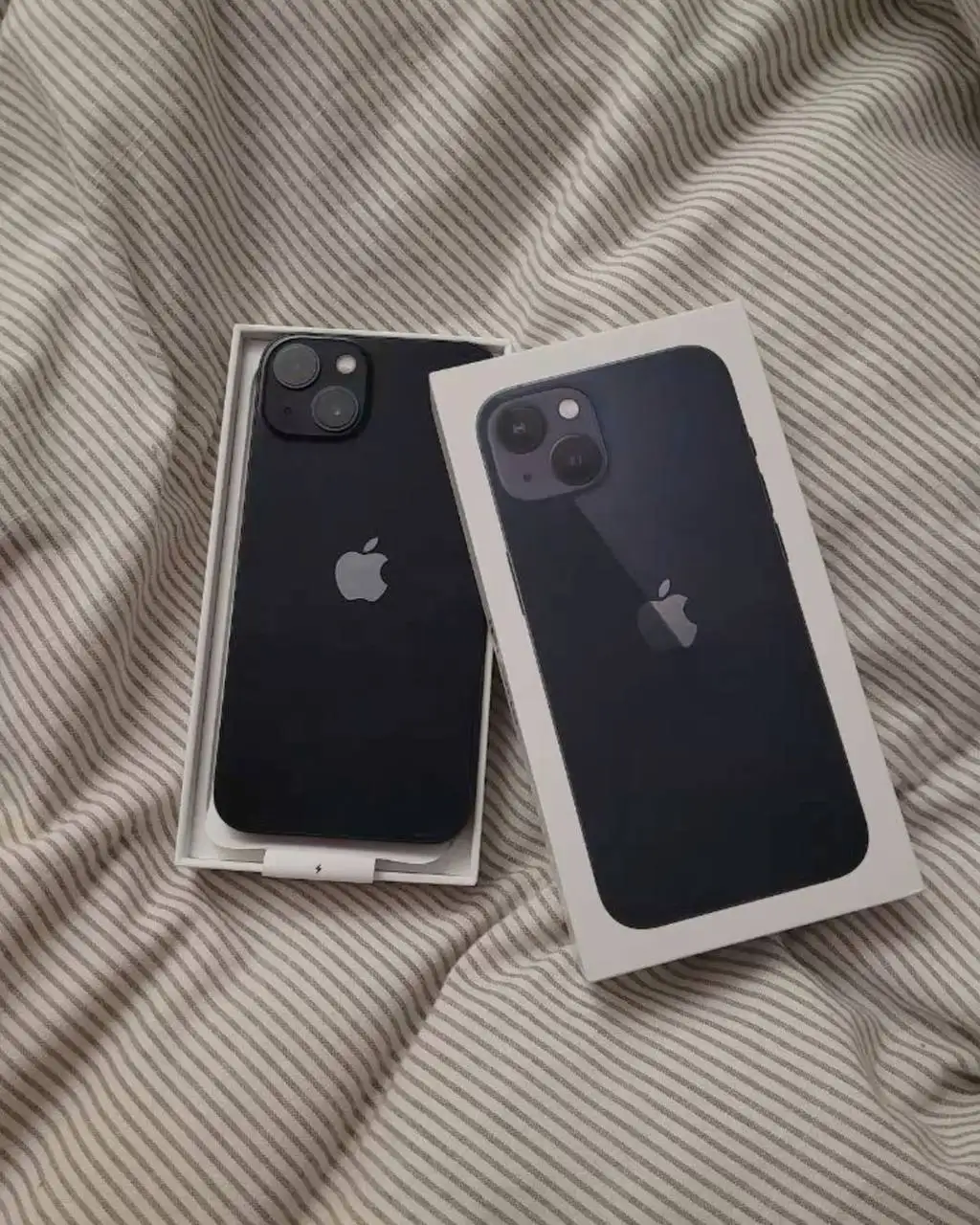 Продажа iPhone 13 - Смартфоны и аксессуары (Электроника) в Иваново