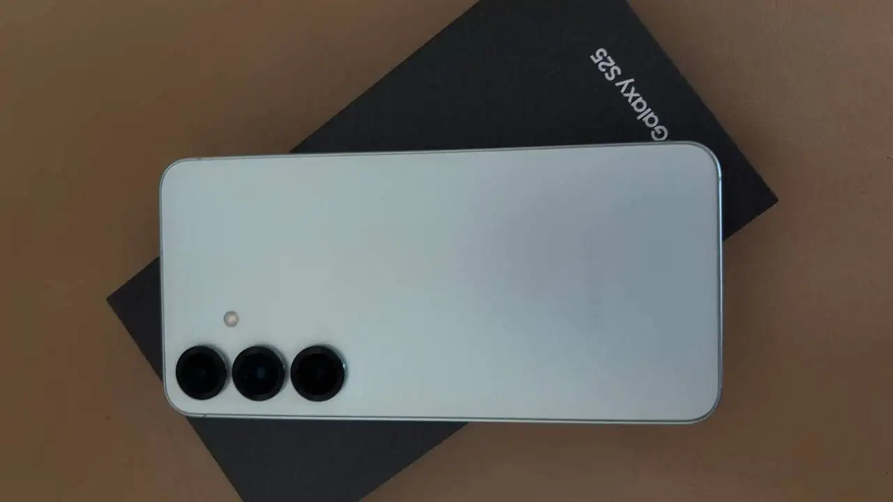 Samsung s25 - Смартфоны (Электроника) в Иваново