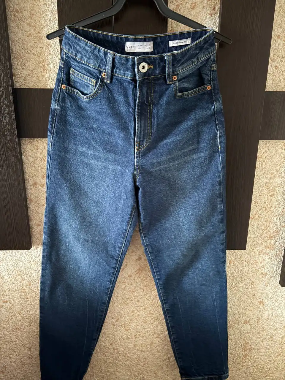 Стильные женские джинсы Mom Fit O'STIN - Женская одежда (Одежда) в Иваново