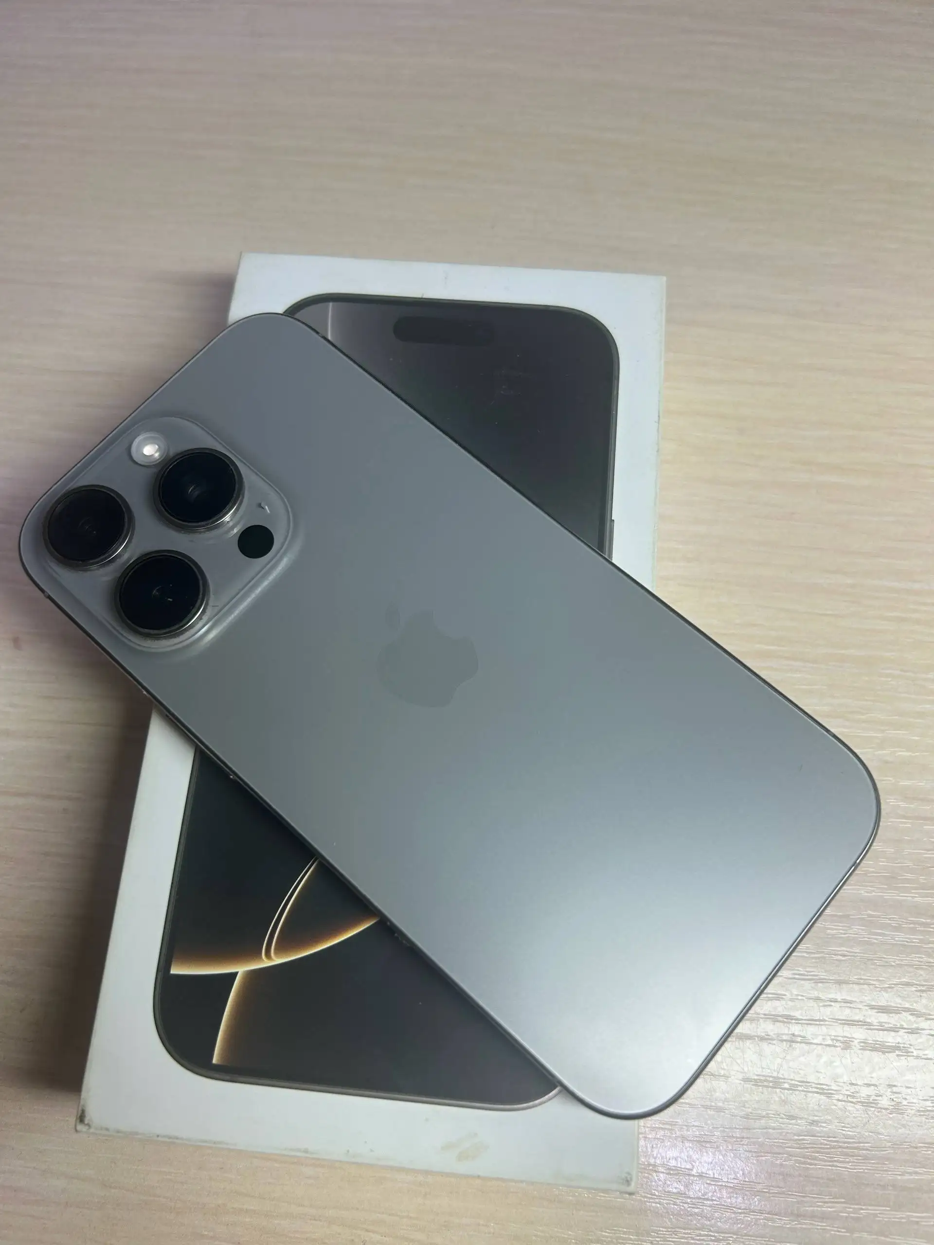 Продаю iPhone 16 Pro 128 ГБ стальной серый - Электроника в Иваново
