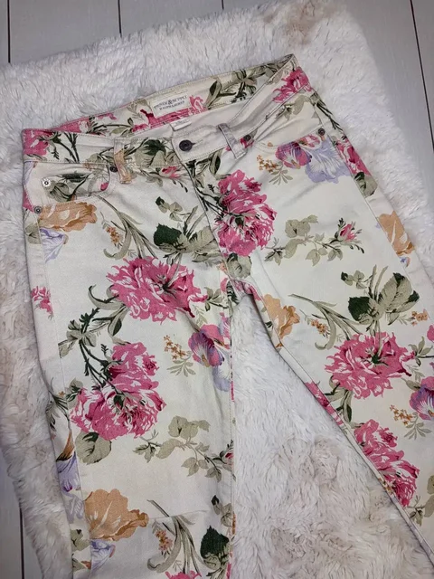 Женские джинсы Ralph Lauren с цветочным принтом, размер 27 - Одежда в Иваново