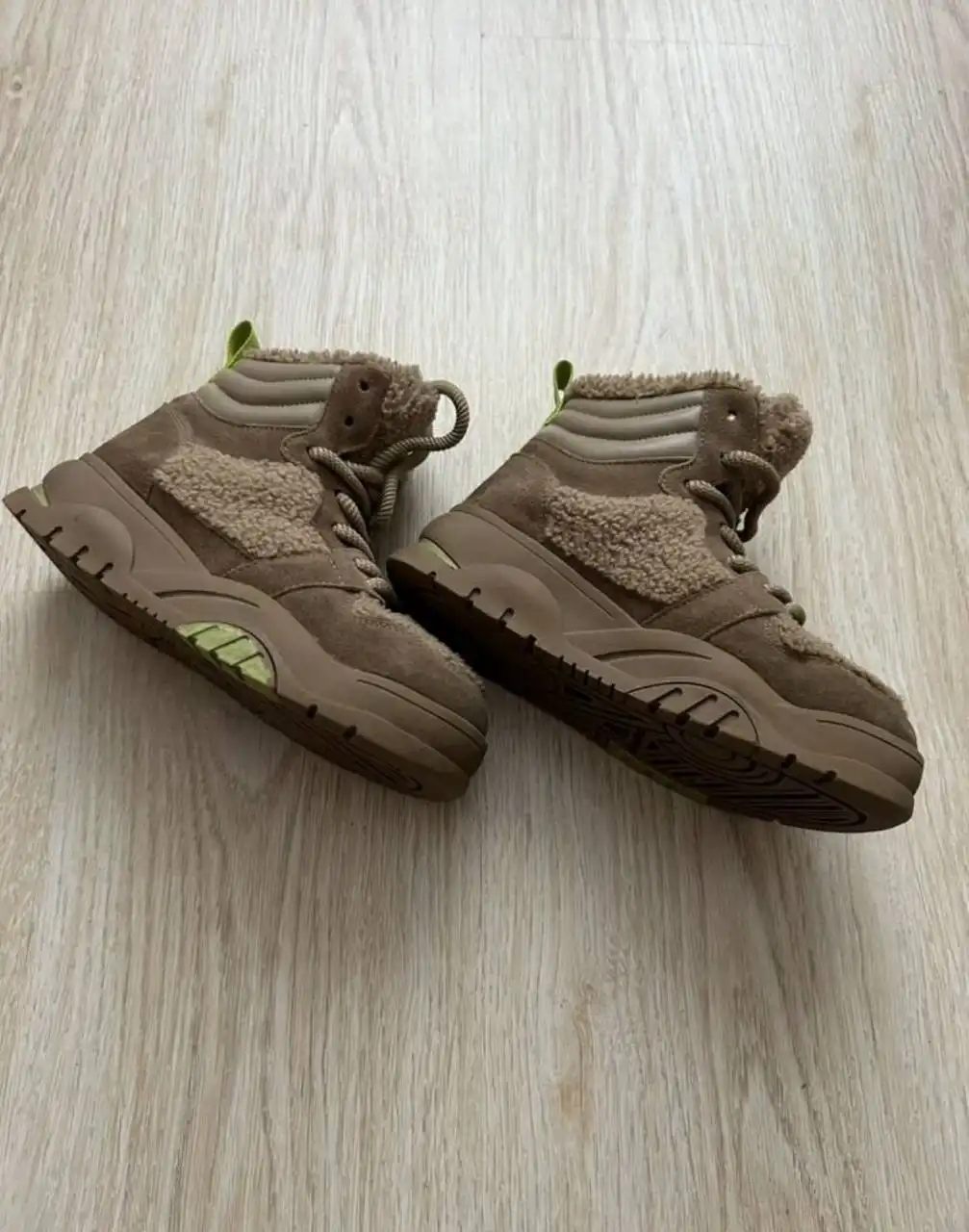 Демисезонные ботинки для девочки размер 33 - Детская обувь (Одежда) в Кемерово