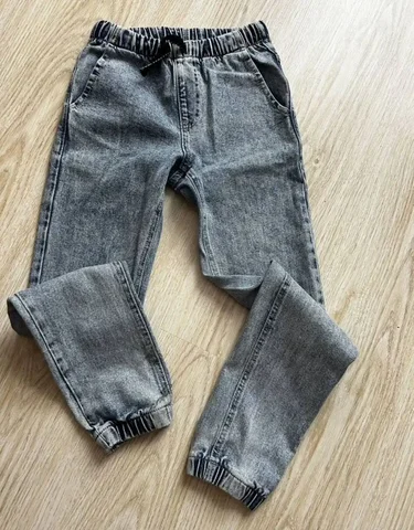 Плотные джинсы для мальчика размер 140 - Детская одежда в Кемерово