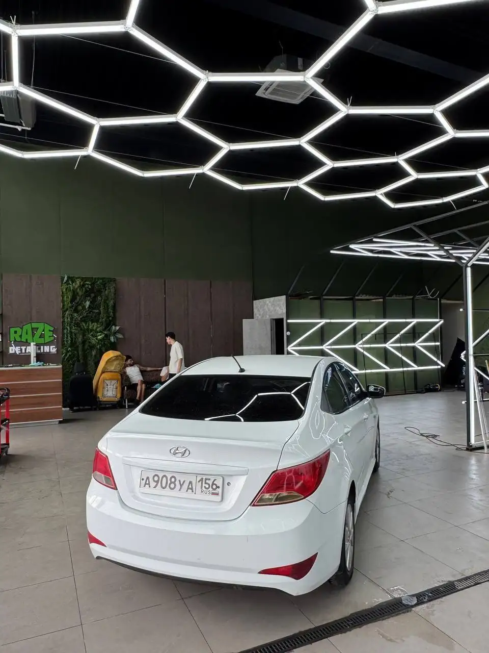 Hyundai Solaris 2014 - Авто в Оренбург