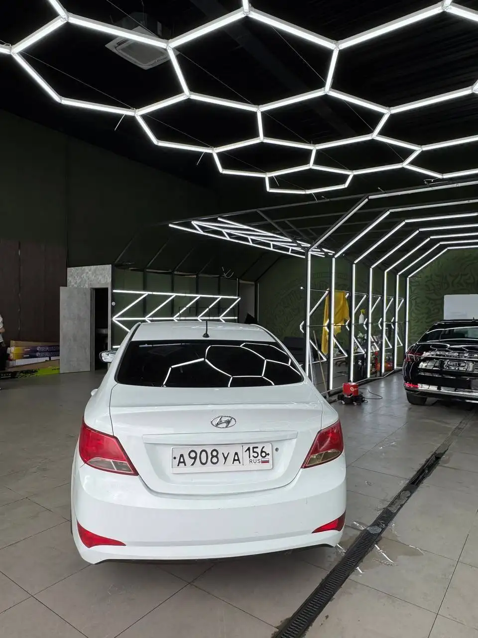 Hyundai Solaris 2014 - Авто в Оренбург