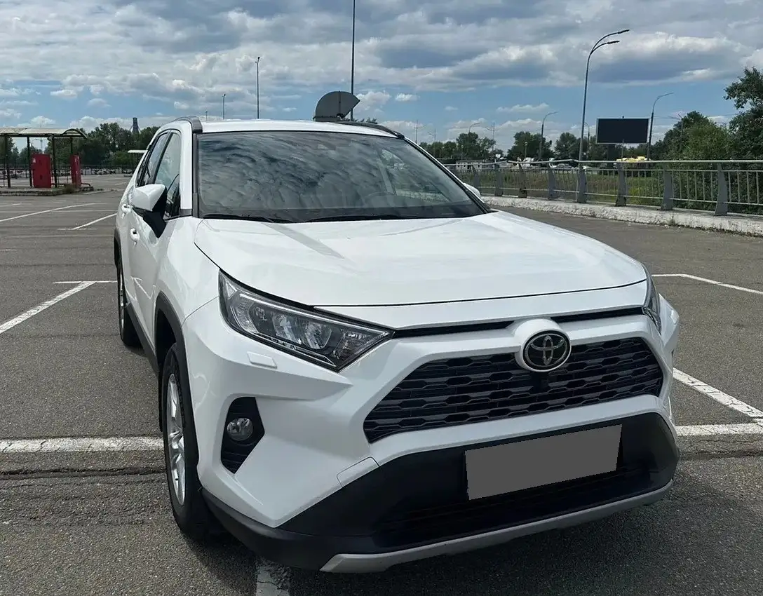 Toyota RAV4 2020 - Легковые автомобили (Авто) в Оренбург