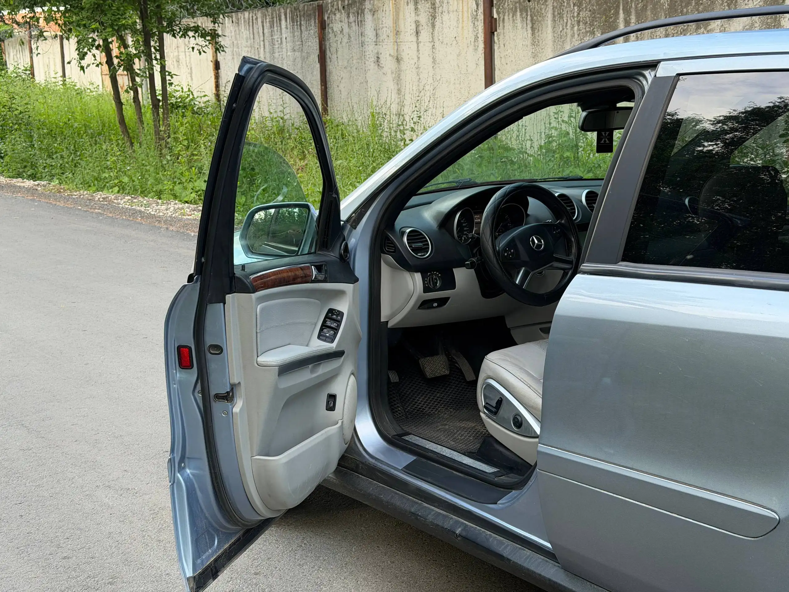 Mercedes-Benz ML 2009 3.5 АТ - Внедорожники (Авто) в Казань
