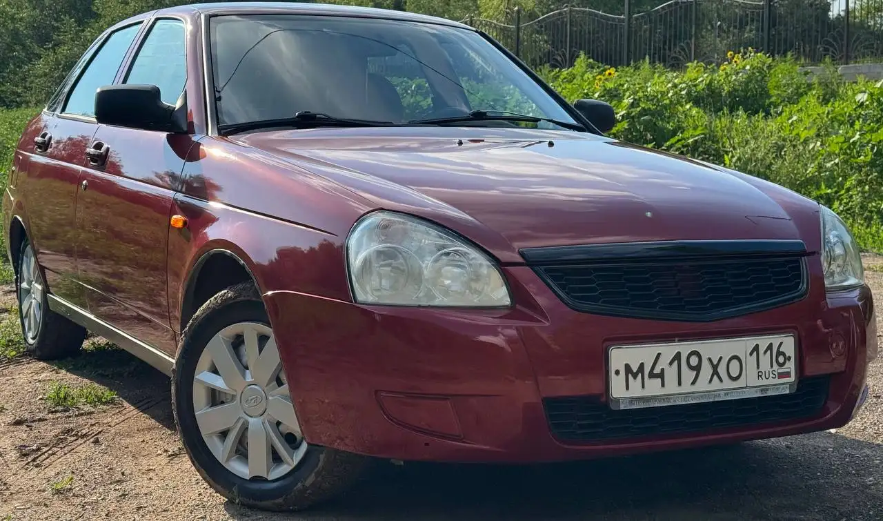 Lada Priora 2010 - Легковые автомобили (Авто) в Новотроицк