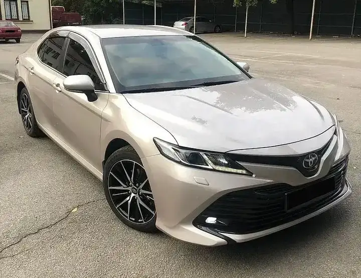 Toyota Camry 2.5 л в идеальном состоянии - Легковые автомобили (Авто) в Оренбург