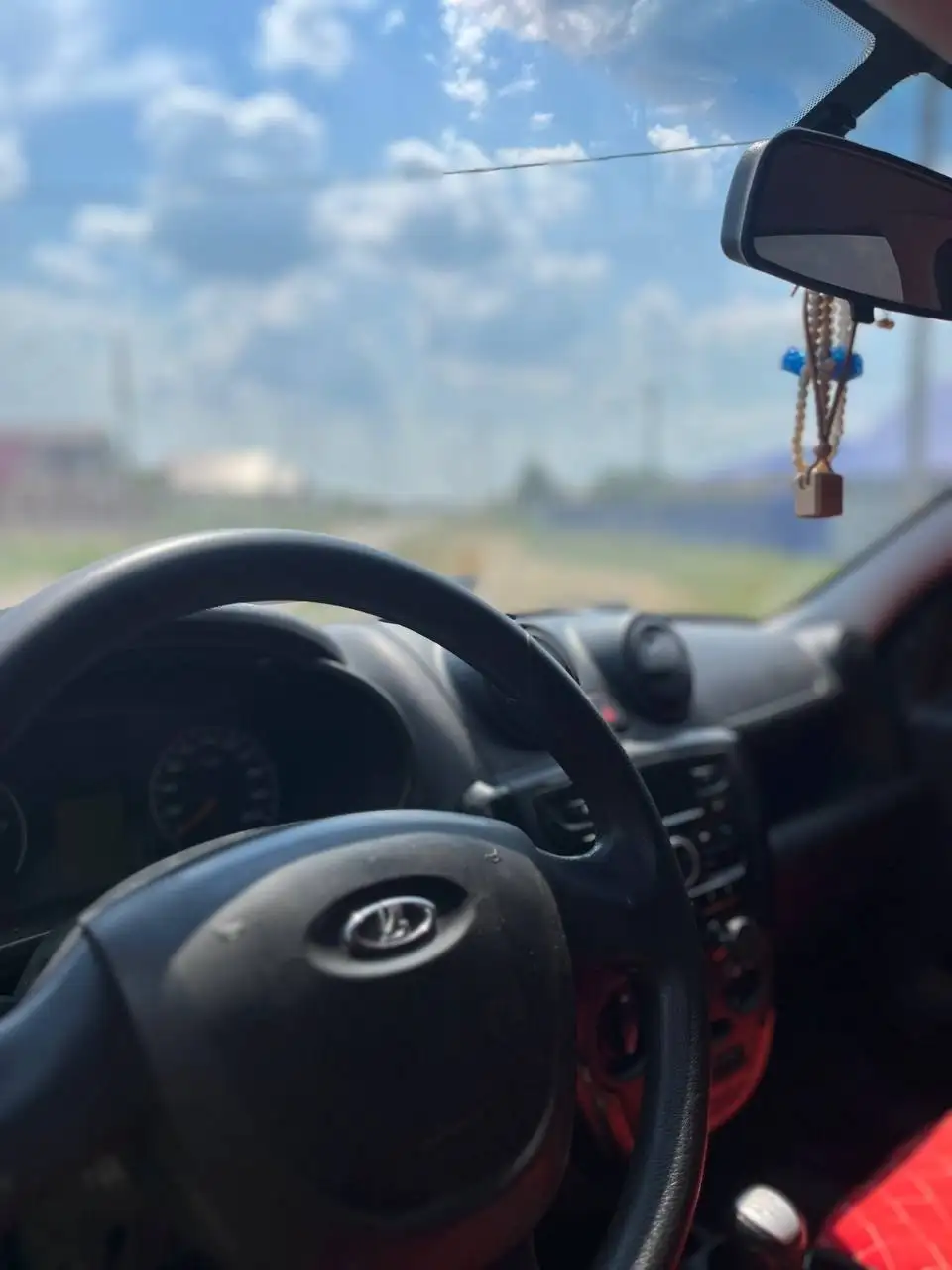 Продажа автомобиля 2001 года - Легковые автомобили (Авто) в Саракташ