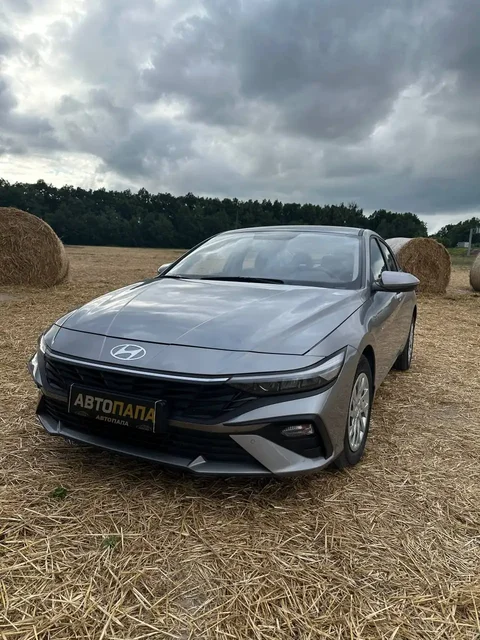 Hyundai Elantra 2021 - Легковые автомобили в Оренбург