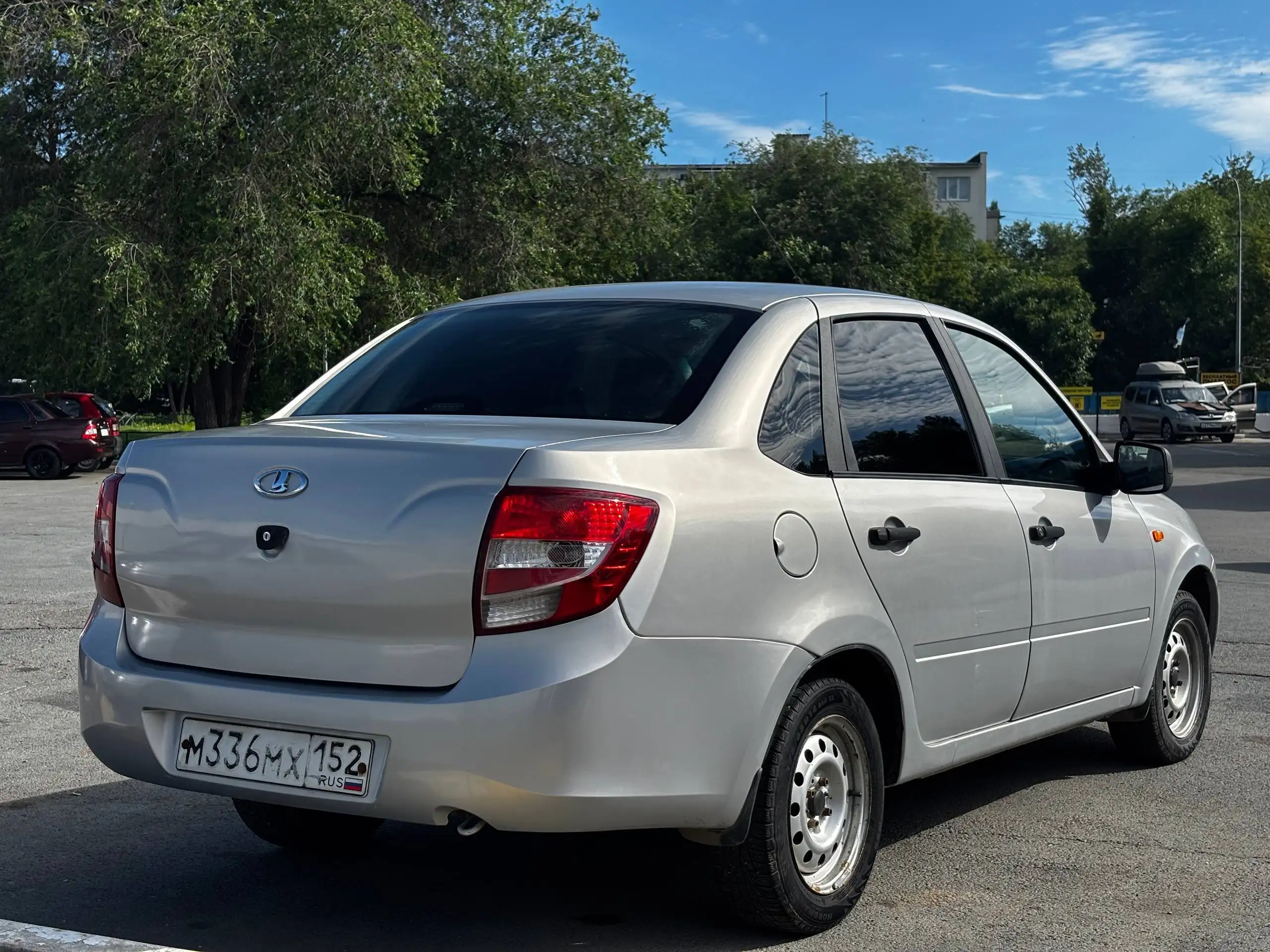 Lada Granta 2013 г.в. седан автомат - Легковые автомобили (Авто) в Оренбург
