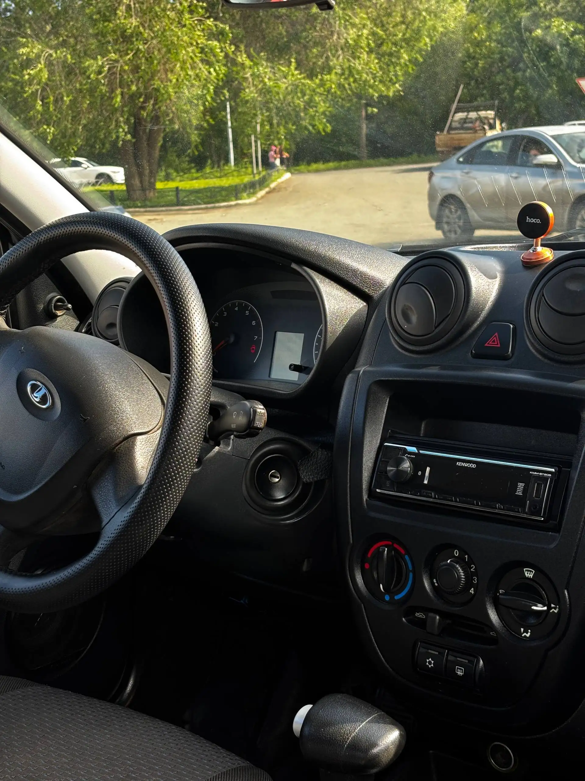 Lada Granta 2013 г.в. седан автомат - Легковые автомобили (Авто) в Оренбург