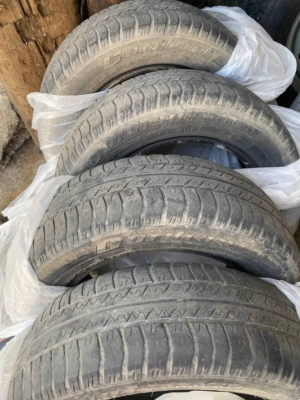 175/65 R14 шины 3500 руб - Шины (Авто) в Оренбург
