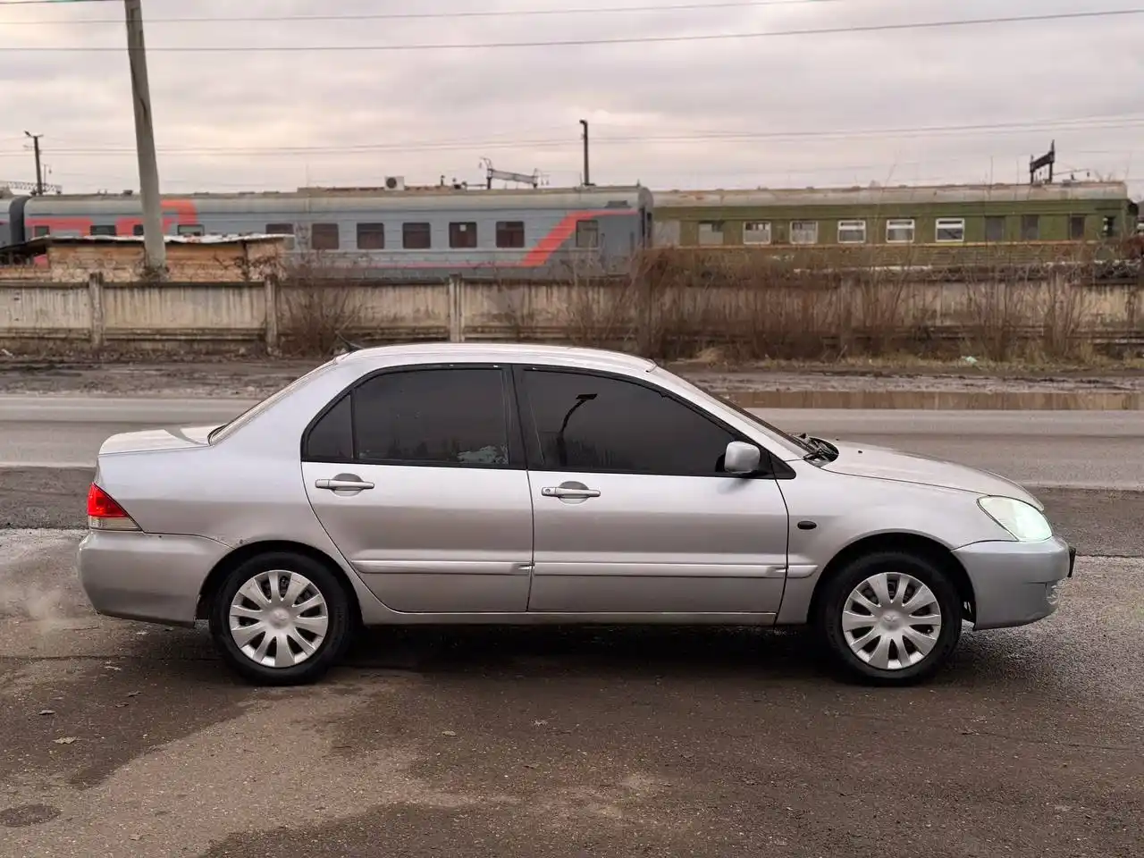 Mitsubishi Lancer 9