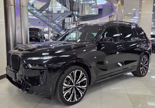 BMW X7 2025 - Авто в Москва