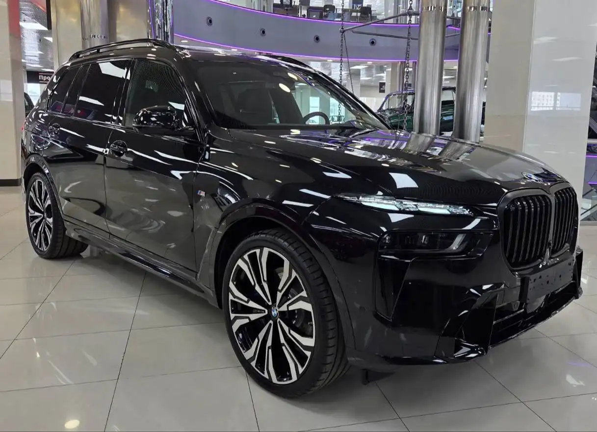 BMW X7 2025